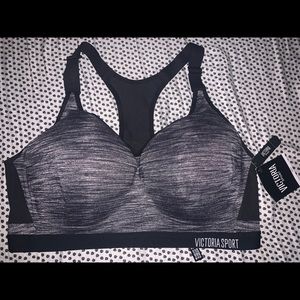 Victoria’s Secret Sports Bra 38DD
